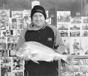 Andrew Simpson took this lovely 4.5kg snapper from the Lee Breakwall.